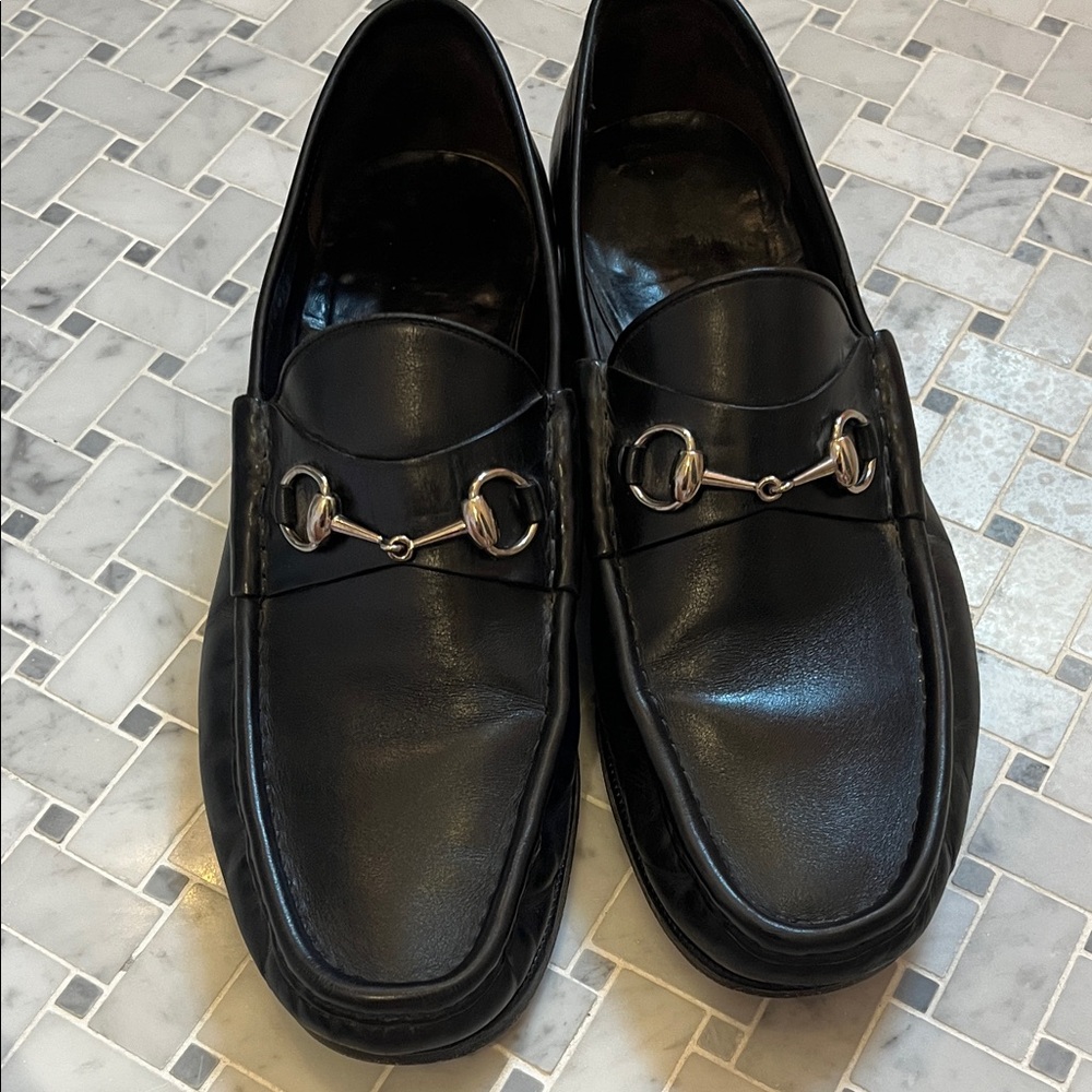 Gucci Black Leather Loafers with Silver Horse-bit Detailing